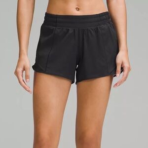 lululemon Hotty Hot low rise short 4”